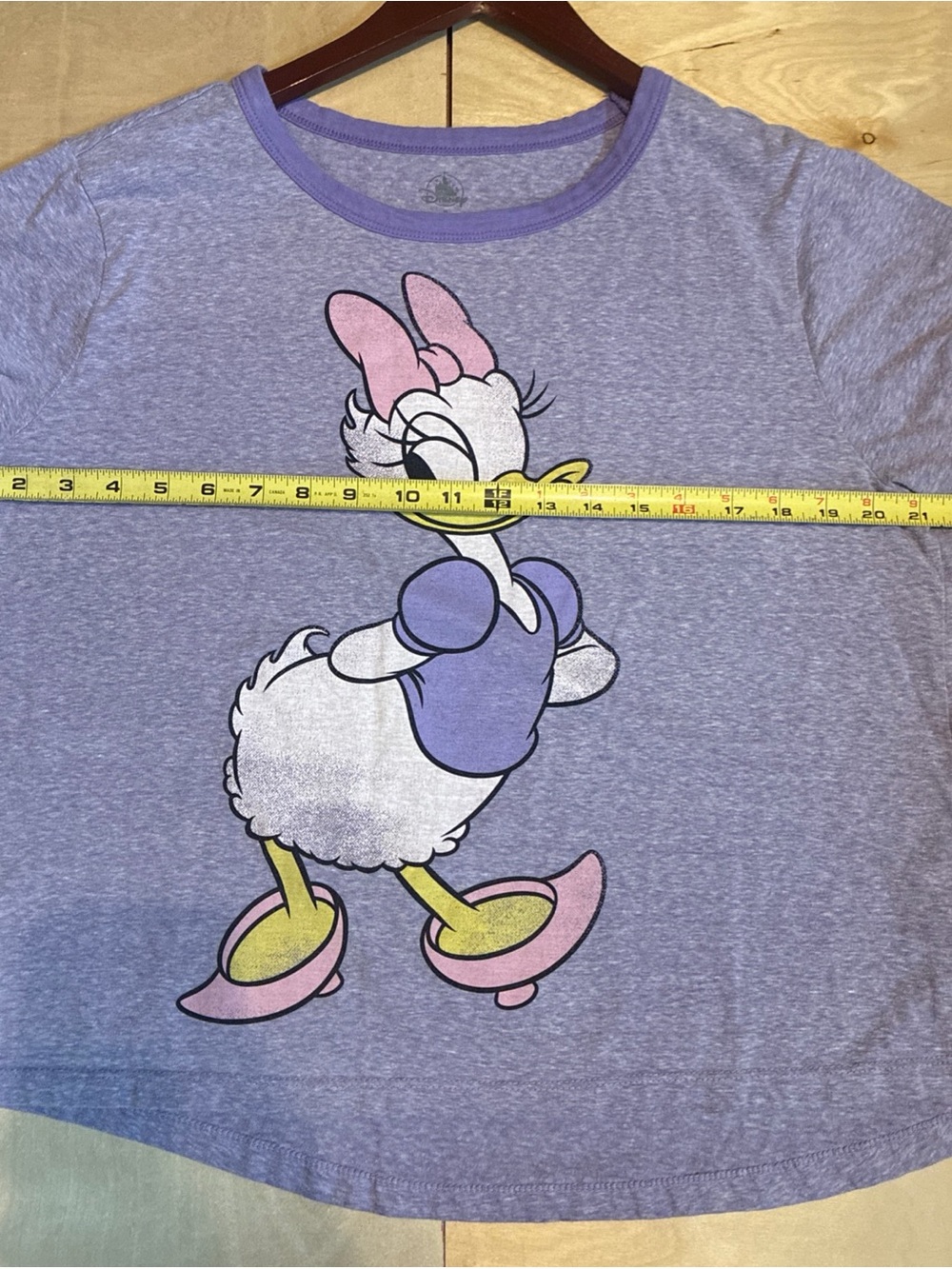 Disney womens Daisy Duck Short Sleeve Tee - Lavender & Pink Sz XL - Picture 6 of 11